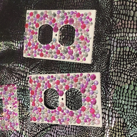 Blingy pink and silver light switch covers! - Picture 3 of 5